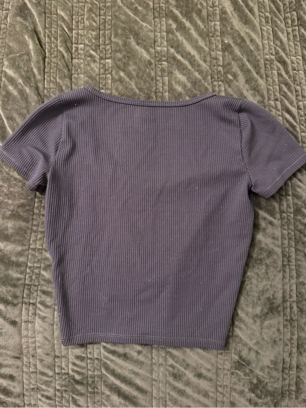 Hollister Ribbed Scoop Neck Crop Top Bundle - Gray, Dark Green, & Tan - Picture 3 of 7